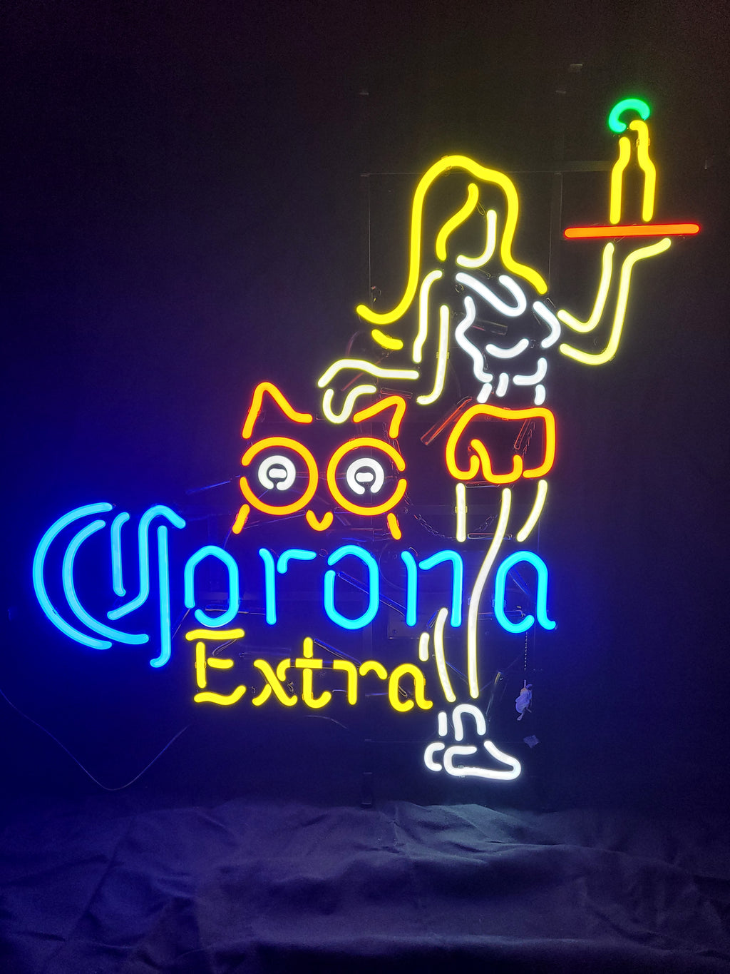Corona Hooters Neon Sign 24"