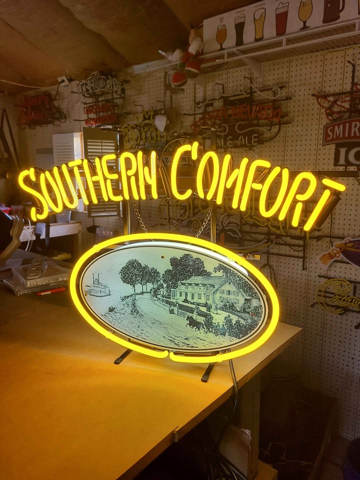 Southern Comfort Logo Neon Sign 24"